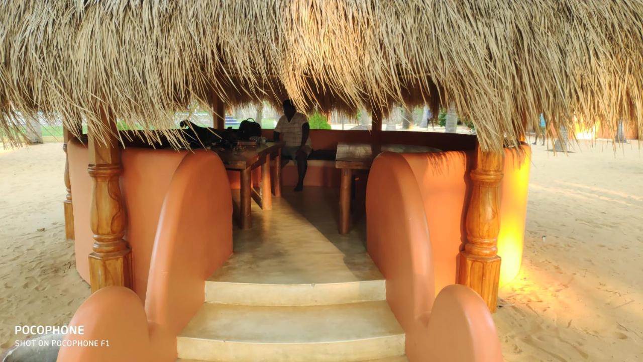 Roshanne Beach Resort Kalpitiya Exterior photo