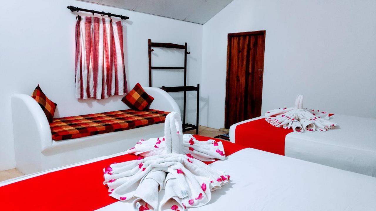 Roshanne Beach Resort Kalpitiya Exterior photo