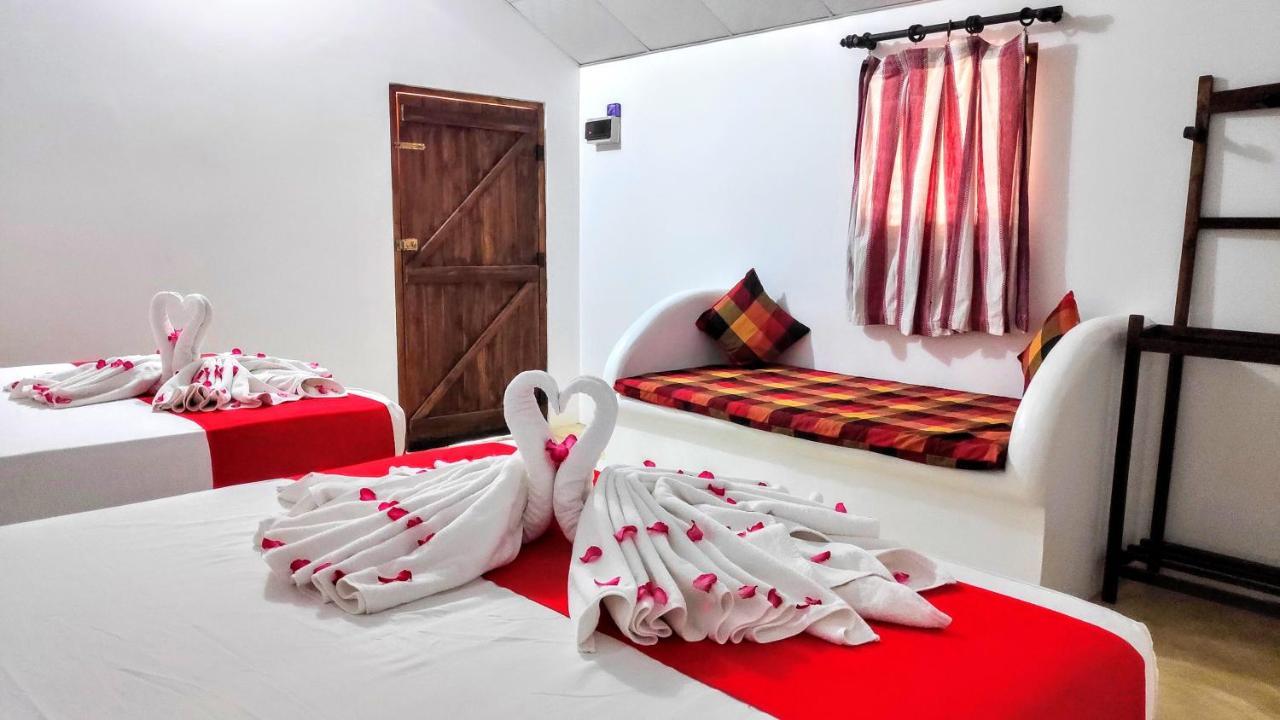 Roshanne Beach Resort Kalpitiya Exterior photo